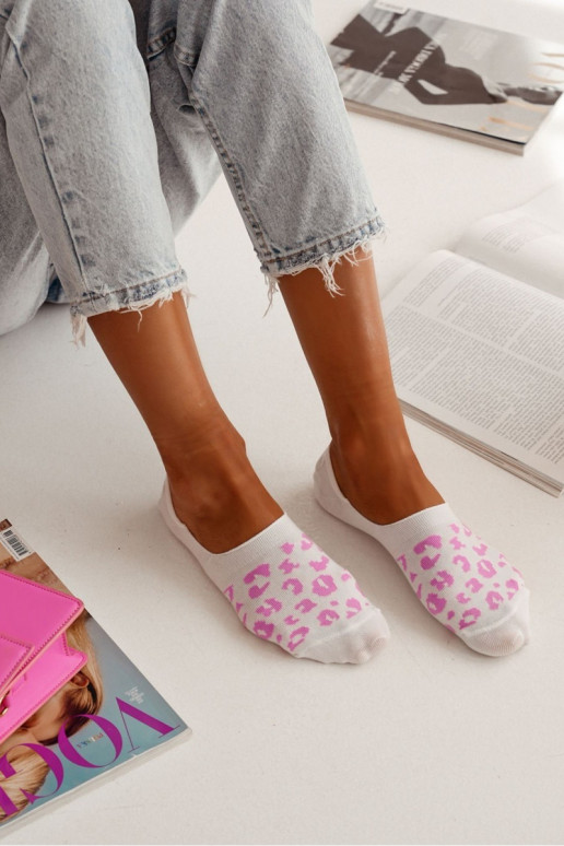Chaussettes pour femmes Micropieds de page BaÀełniane avec des motifs en fourrure de léopard Blanc-couleur rose Chaussettes pour femmes Micropieds de page BaÀełniane avec des motifs en fourrure de léopard Blanc-couleur rose