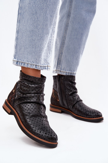 Bottes en cuir avec éléments ajourés, Tai turiciejka 05922-01, couleur noire 2