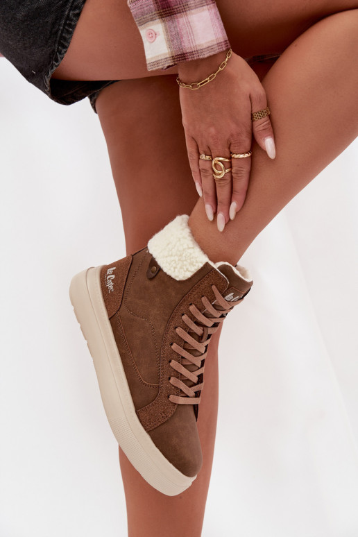 Bottes d hiver Féminin avec échauffement Lee Cooper LCJ-25-01-3735 marron Bottes d hiver Féminin avec échauffement Lee Cooper LCJ-25-01-3735 marron