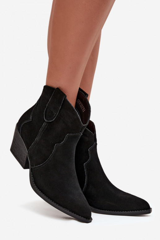 Un modèle convaincant bottes style coÀboy FémininActivéturalnego en daimu couleur noire Beretta