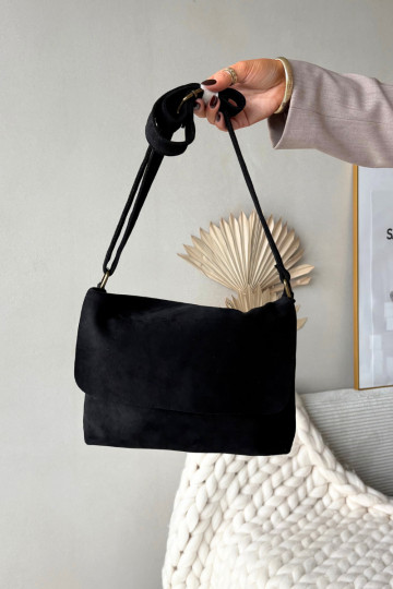 Sac postier en simili daim noir Carenza