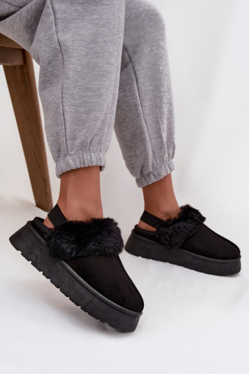 Chaussons Féminin avec une plateforme avec un manteau de fourrure couleur noire Linaris