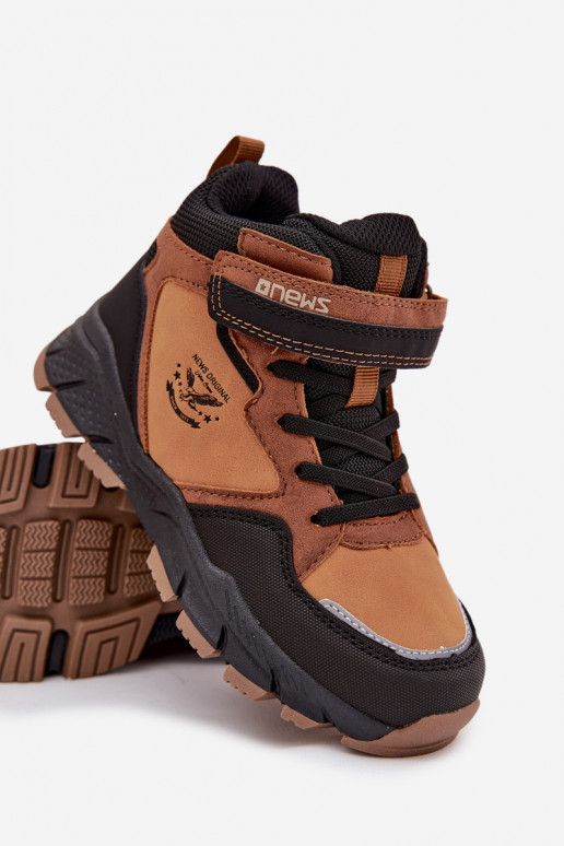 Bottes d hiver randonnée Puéril avec attaches adhésives réchauffer marron Miravie