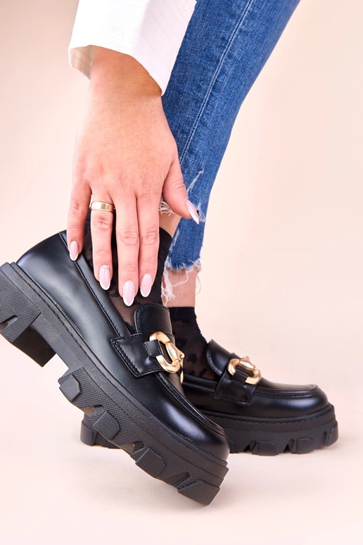 Mocassins noirs avec ornement doré Ruben