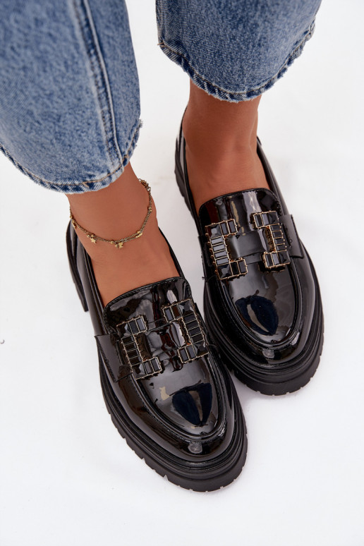 mocassins pour femmes avec effet vernis avec des ornements couleur noire Ysandra