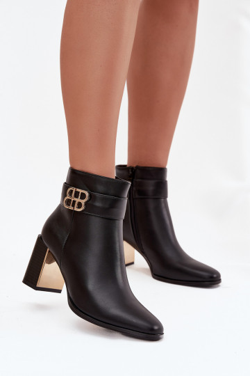 Bottines pour femmes avec brides et détails dorés couleur noire « Galinne » 2