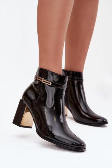 Bottines à effet vernis, avec talons et brides couleur noire « Dorelia » 2
