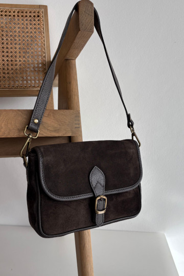 Sac en suède artificiel de type messager chocolat Norla