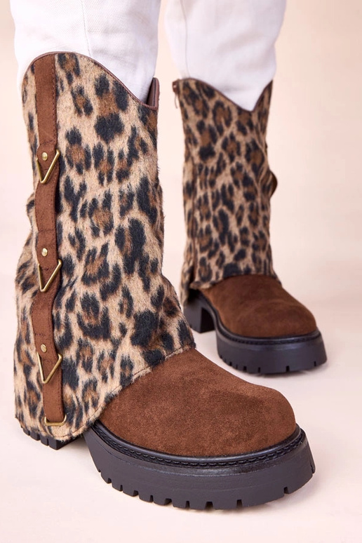 Bottines marron avec tige à motif...