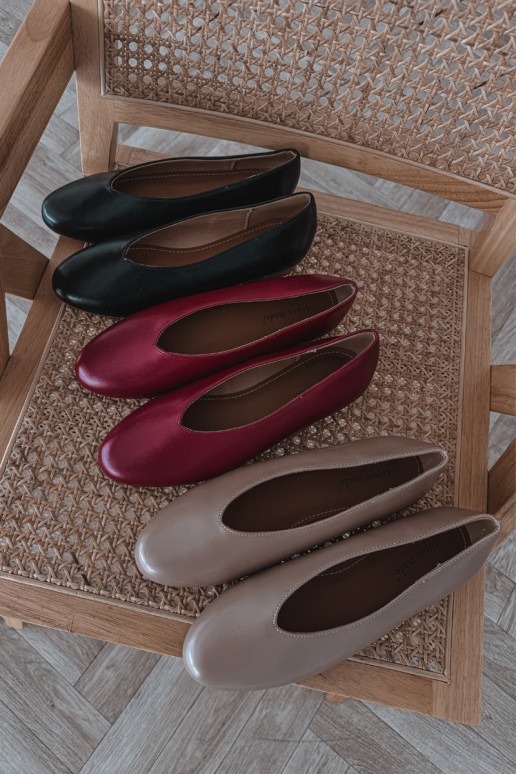 Ballerines pour femmes en simili cuir avec larges talons noires Olyssia