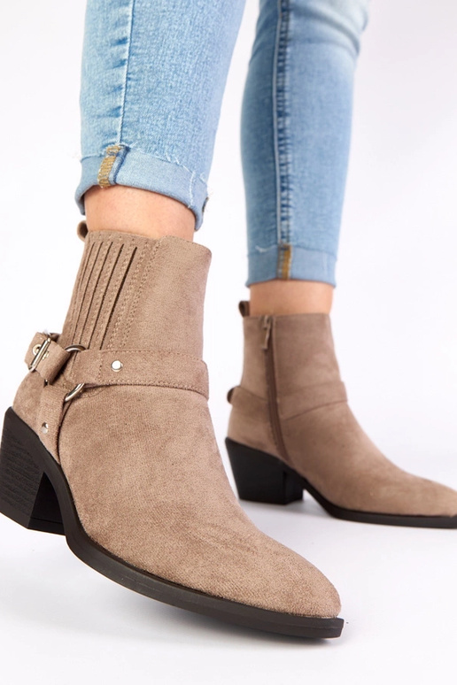 Bottines grises sur talon avec...