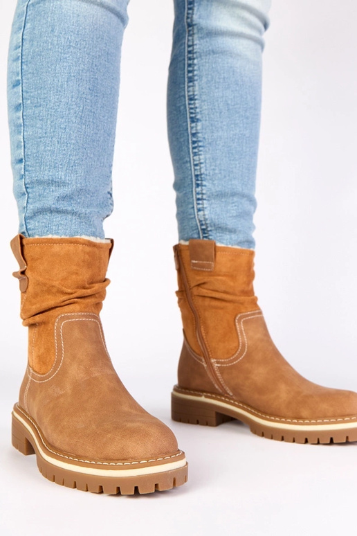 Bottines brunes chaudes avec tige...