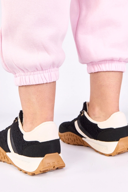 Baskets noires chaudes avec fourrure...