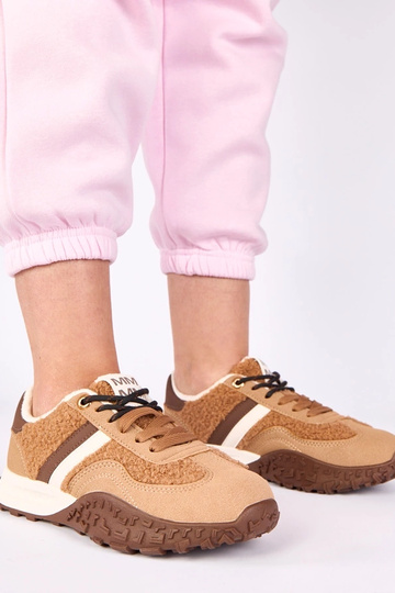 Baskets marron chaudes avec...