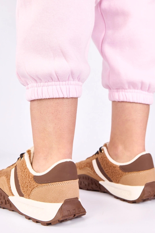 Baskets marron chaudes avec fourrure...