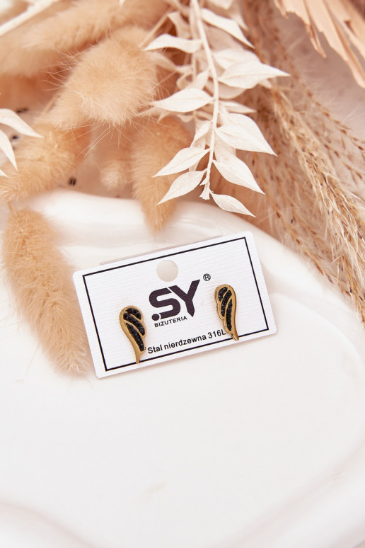 avec des détails élégantsi Skrzydła en acier inoxydable