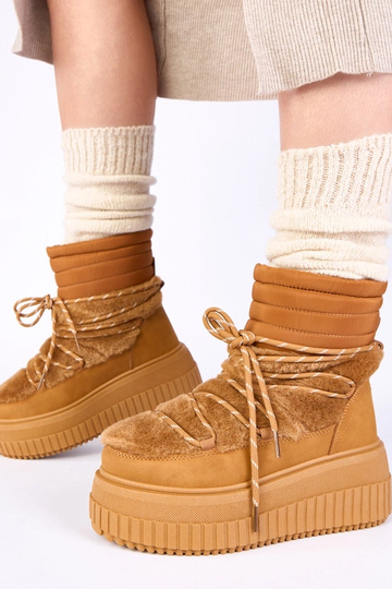 Bottes de neige marron sur plateforme avec fausse fourrure et lacets „Lydia" 2