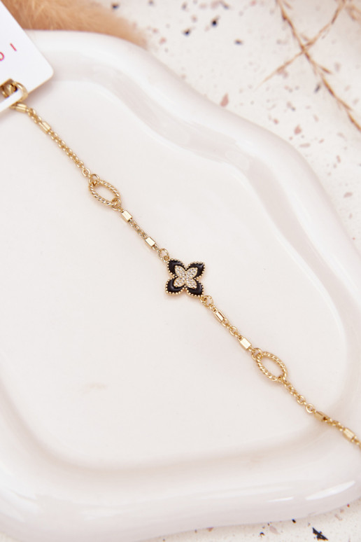 Un braceletKoniczynką Stal Chirurgiczna couleur dorée