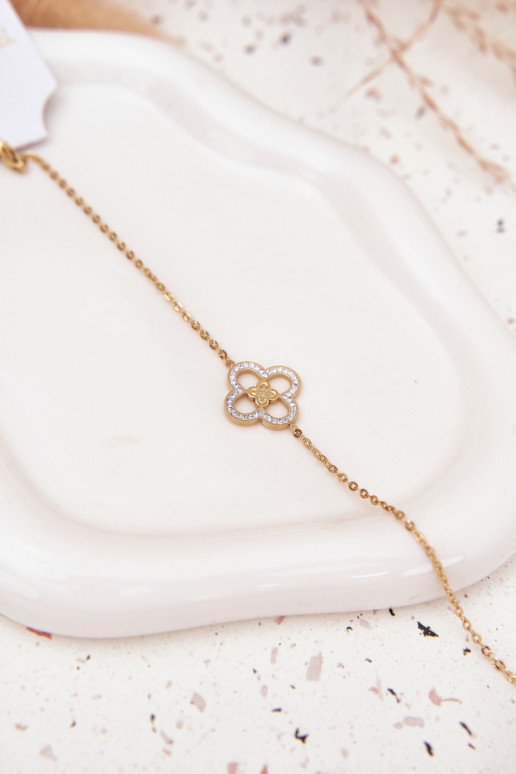 Un bracelet Féminin Fabriqué en acier chirurgical couleur dorée