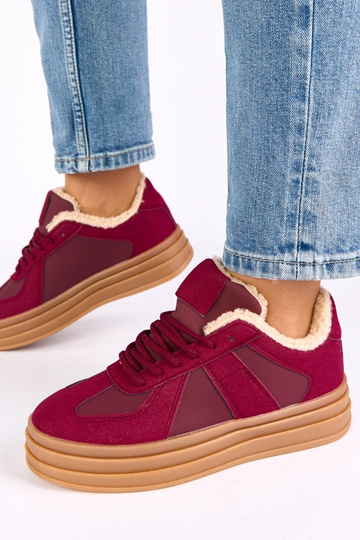 Baskets couleur bordeaux... 2