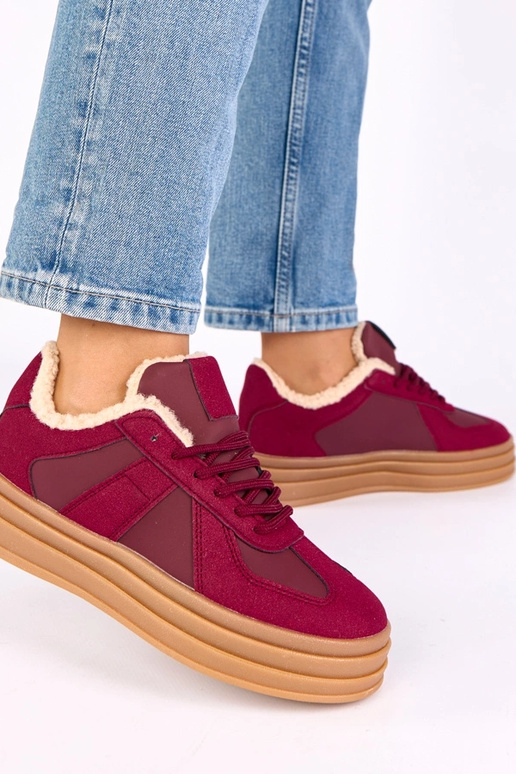 Baskets couleur bordeaux doublées en...