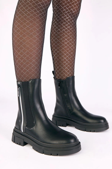 Bottes noires à plateforme...