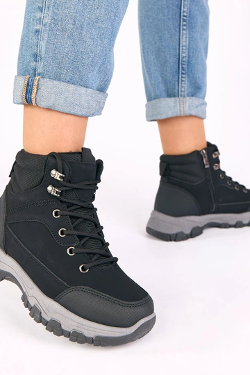 Bottines noires à plateforme Briana 2