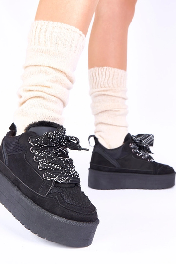 Chaussures de loisirs noires sur plateforme avec lacets décoratifs Sesuna 2