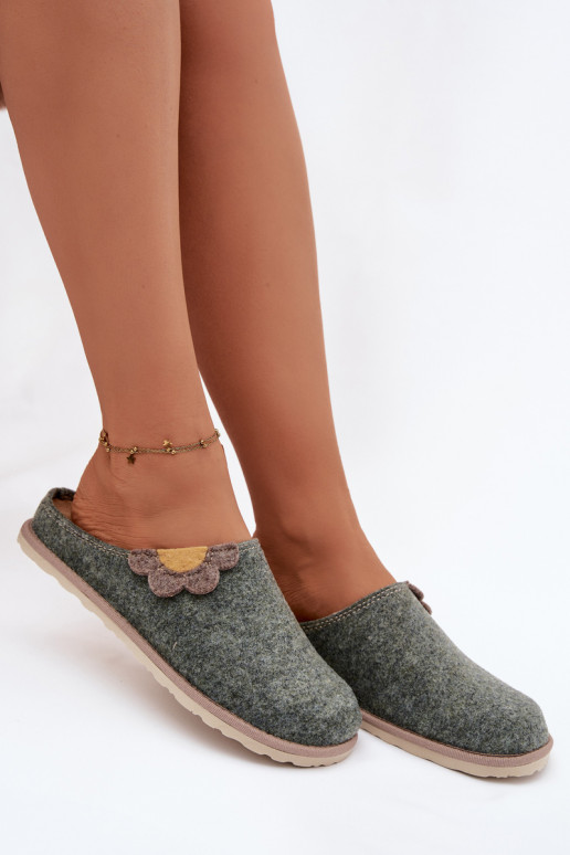 Chaussons Féminin Avec une fleur Inblu CS000043 couleur verte