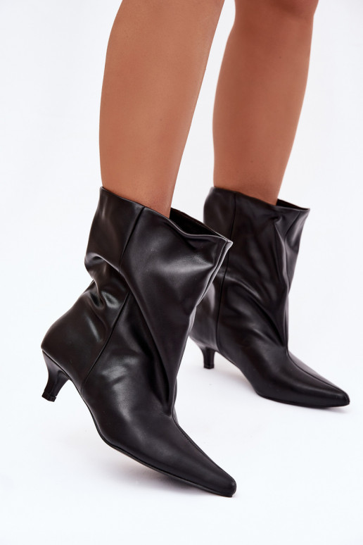 Un modèle convaincant Bottes pour femmes Sur un talon basLuźną CholeÀką couleur noire Jessalia