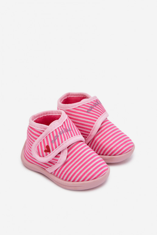 Chaussons Puéril avec attaches adhésives avec des bandes couleur rose Lavelle