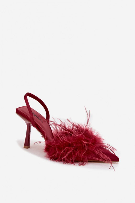 Talons aiguilles avec plumes et talon ouvert couleur bordeaux Belice