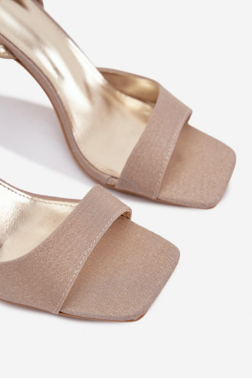 Sandales pour femmes à talons fins et brillants, couleur or Brisora