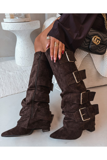 Bottes montantes en chocolat pour femmes avec talons, boucle dorée et tige évasée en daim synthétique Isave 2