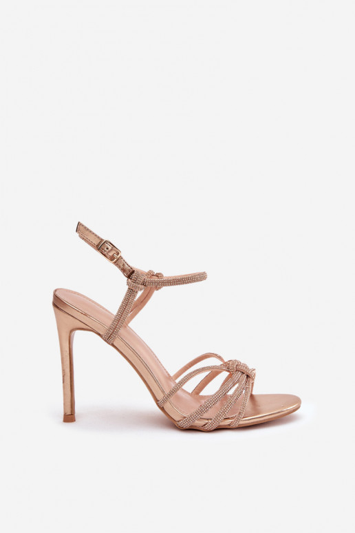 Sandales pour femmes avec des talons fins avec des bandes Et des zircons Szampańskie Tanelle