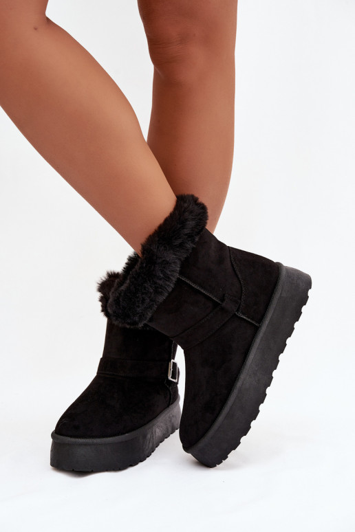 Bottes de neige Féminin avec une plateforme avec boucles et un manteau de fourrure couleur noire Jesella