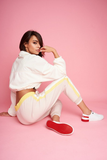 Baskets en cuir naturel BIG STAR FF274174 blanc et rouge 2