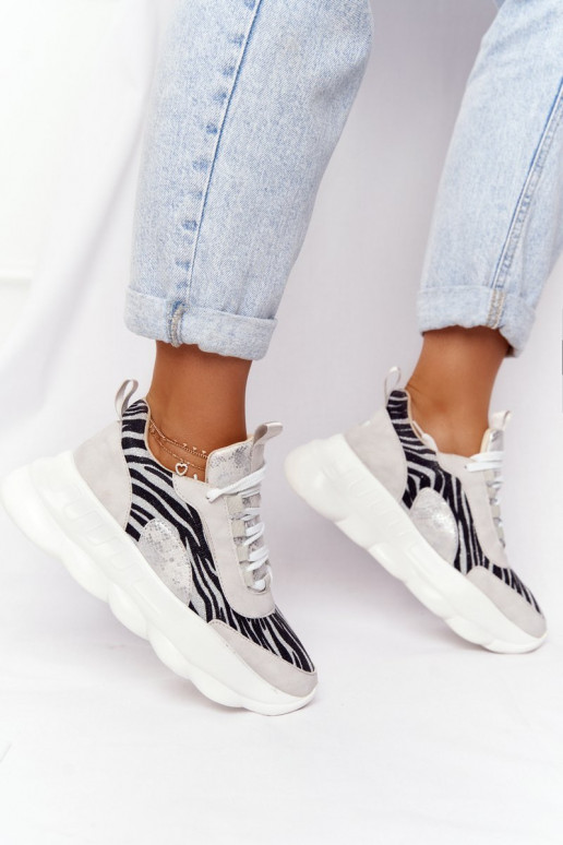 Féminin Style sportif chaussures avec une plateforme Lu Boo couleur grise