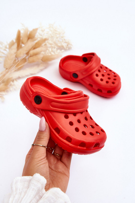Pantoufles légères Crocos pour enfants Chaussons couleur rouge Percy