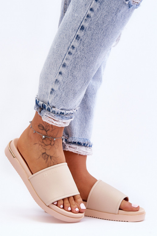 Féminin Chaussons avec une plateforme Big Star LL274933 beige