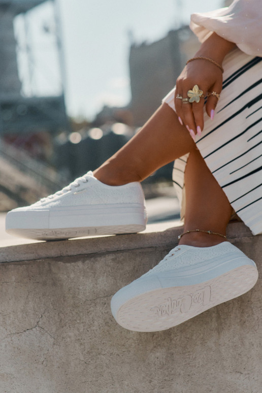 Chaussures de loisirs avec de la dentelle Lee Cooper LCDANS-25-31-3438L couleur blanche