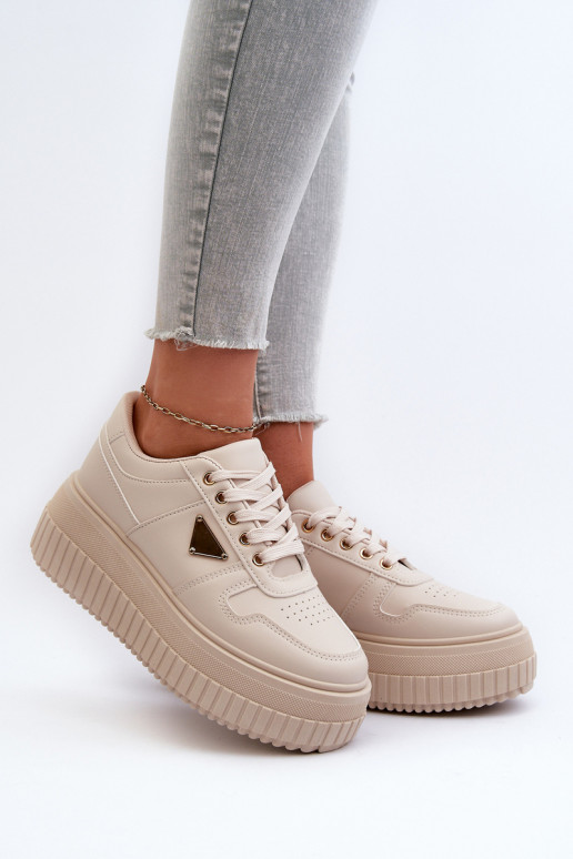 Chaussures modèle baskets Féminin en cuir écologique avec une plateforme couleur ivoire Chrisstin