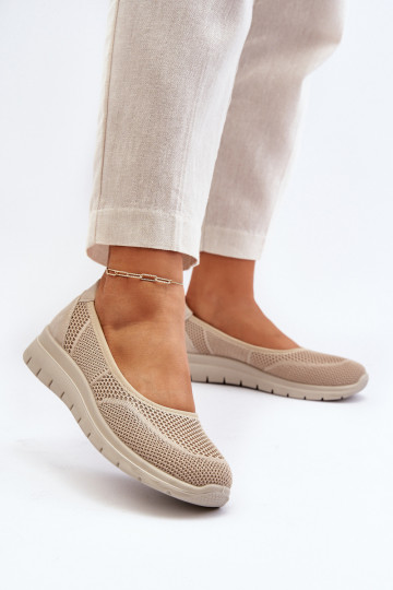 Ballerines avec une plateforme I Koturnie beige Aviaba