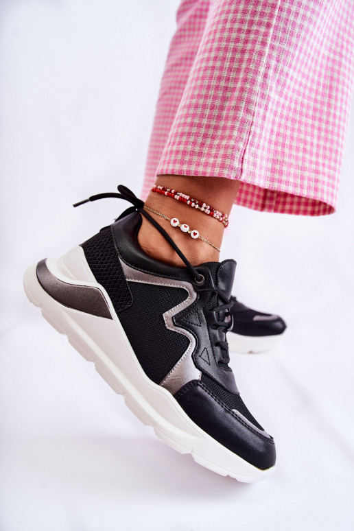 Féminin À la mode Chaussures modèle baskets couleur noire Allie