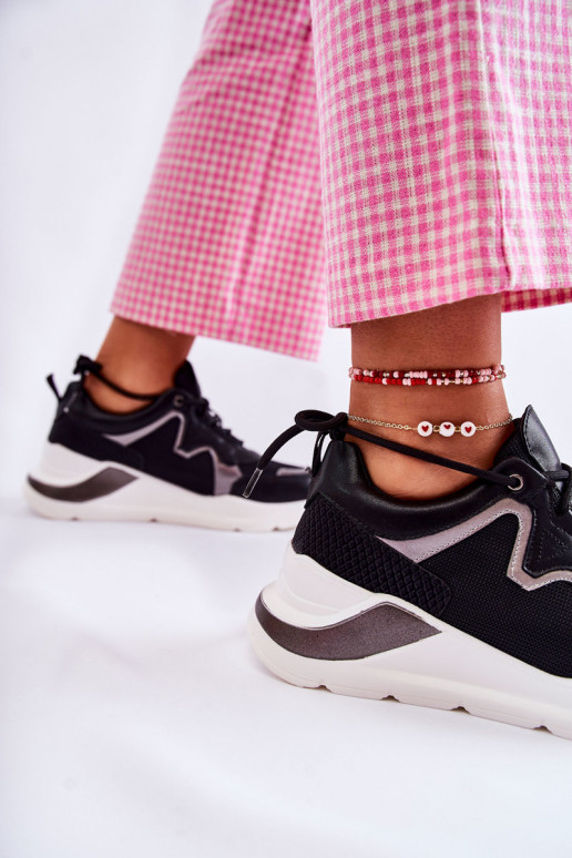 Féminin À la mode Chaussures modèle baskets couleur noire Allie