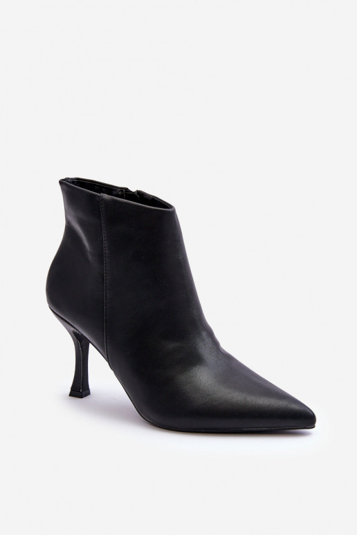 Bottes pour femmes avec des talons fins couleur noire Merisa