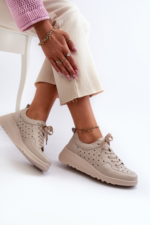 avec des éléments ajourés Féminin Chaussures modèle baskets Sur un coin Cuir naturel beige S.Barski LR482