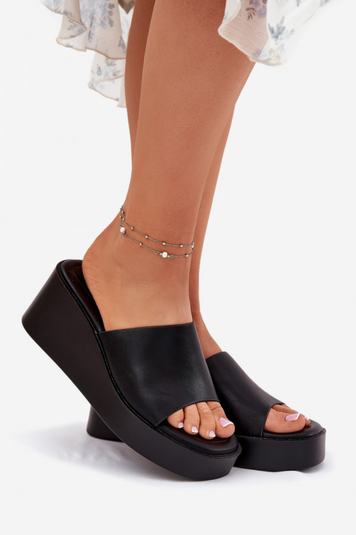 Pantoufles pour femmes Sur un coin Eko Peau couleur noire Obenae