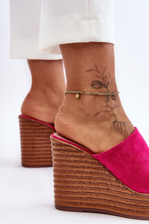 Pantoufles légères avec une plateforme couleur rose Good Vibe