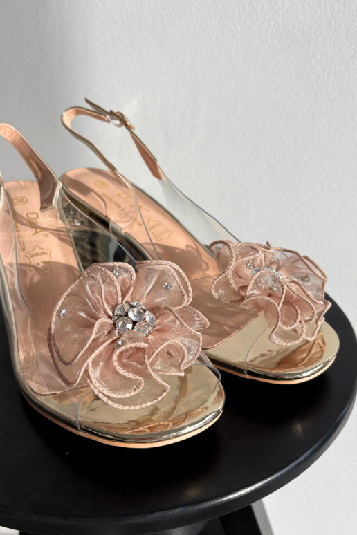 des sandales avec des talons avec des ornements D&A MR52-238 couleur dorée